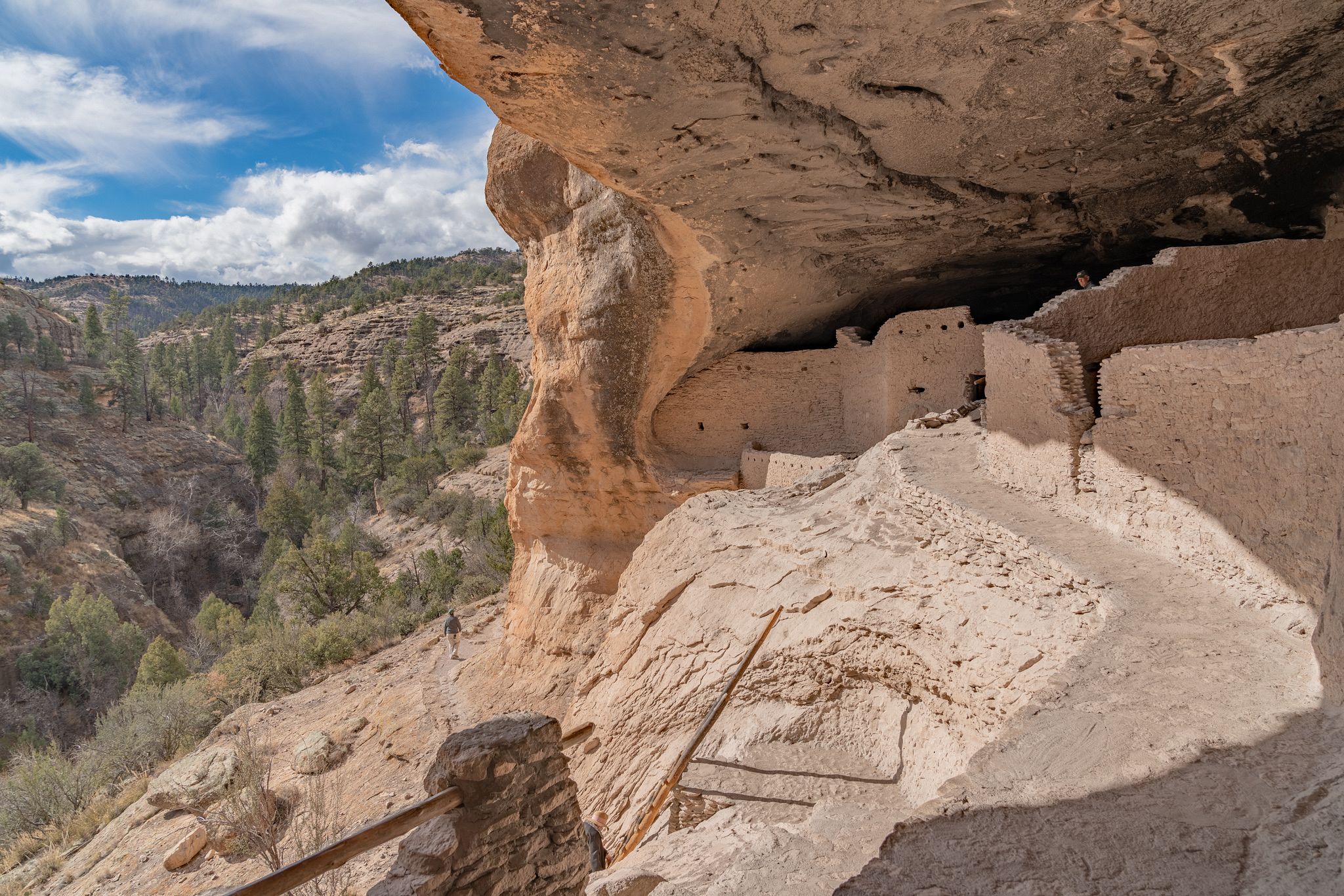 Gila Cliff Dwellings National Monument Home Of The Mogollon 